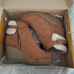 Wedge booties